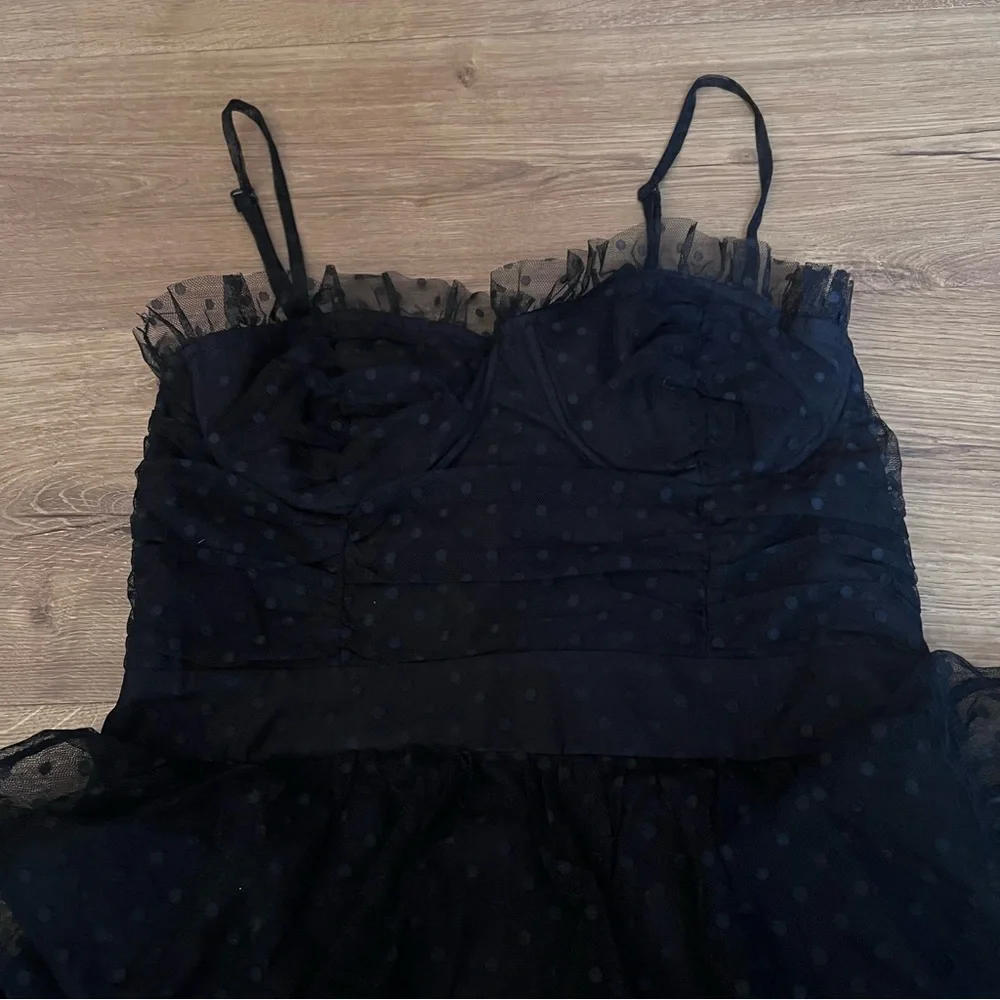 NWT Lulus Sweetheart Style Black Tulle Polka Dot Bustier Midi Dress - Picture 4 of 9